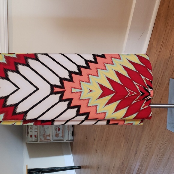 ECI New York Maxi Dress - Picture 3 of 8